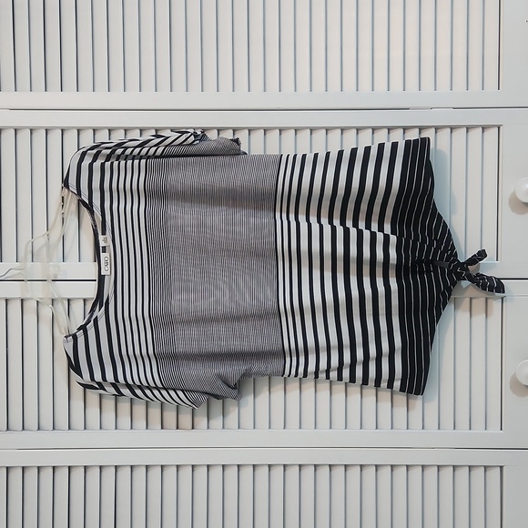 Cato Tops - Cato Black and White Womens Top
